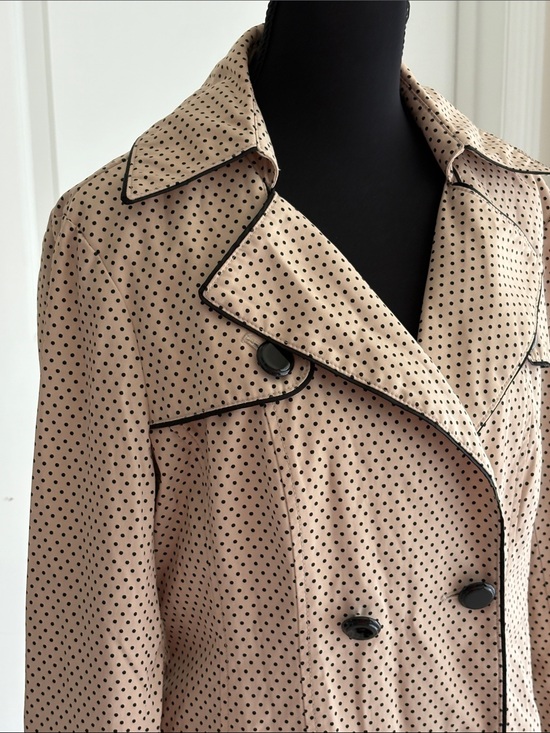 White House Black Market Jackets & Blazers - White House Black Market Beige Polka Dot Trench Coat with Black Trim with pocket